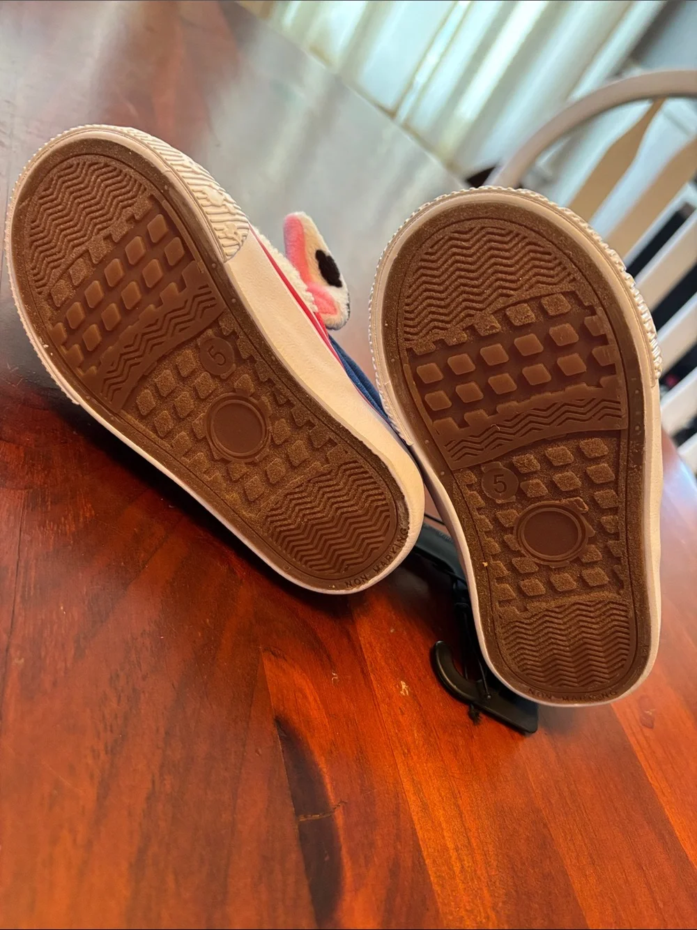PAW PATROL SLIP ON CHARACTER SNEAKER